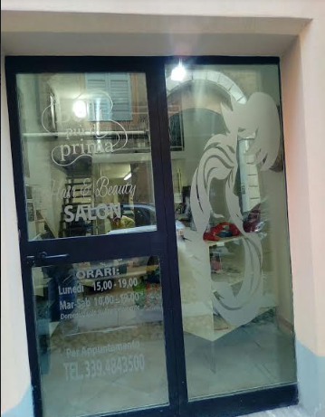 VETRINA MODENA PARRUCCHIERI.png