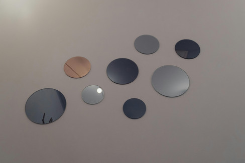 specchi tondi appesi