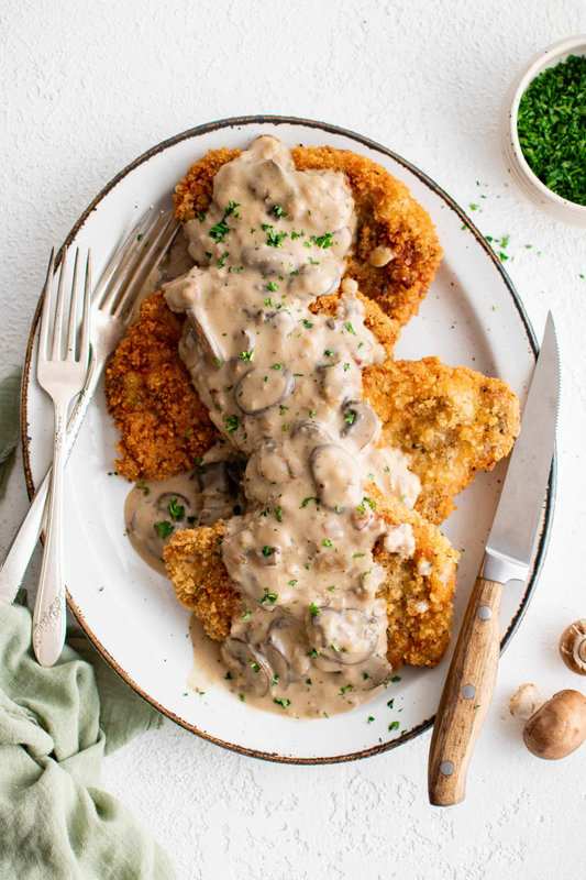 Jägerschnitzel with Hazelnut Mushroom Cream Sauce