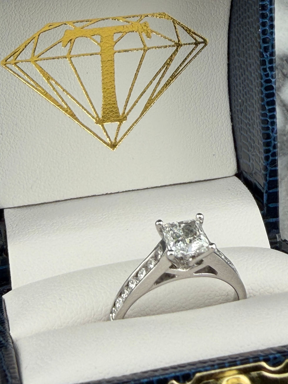 Thumbnail: Princess Cut 1.00ct Lab Diamond with 0.50ct Natural Side's in 14K White Gold