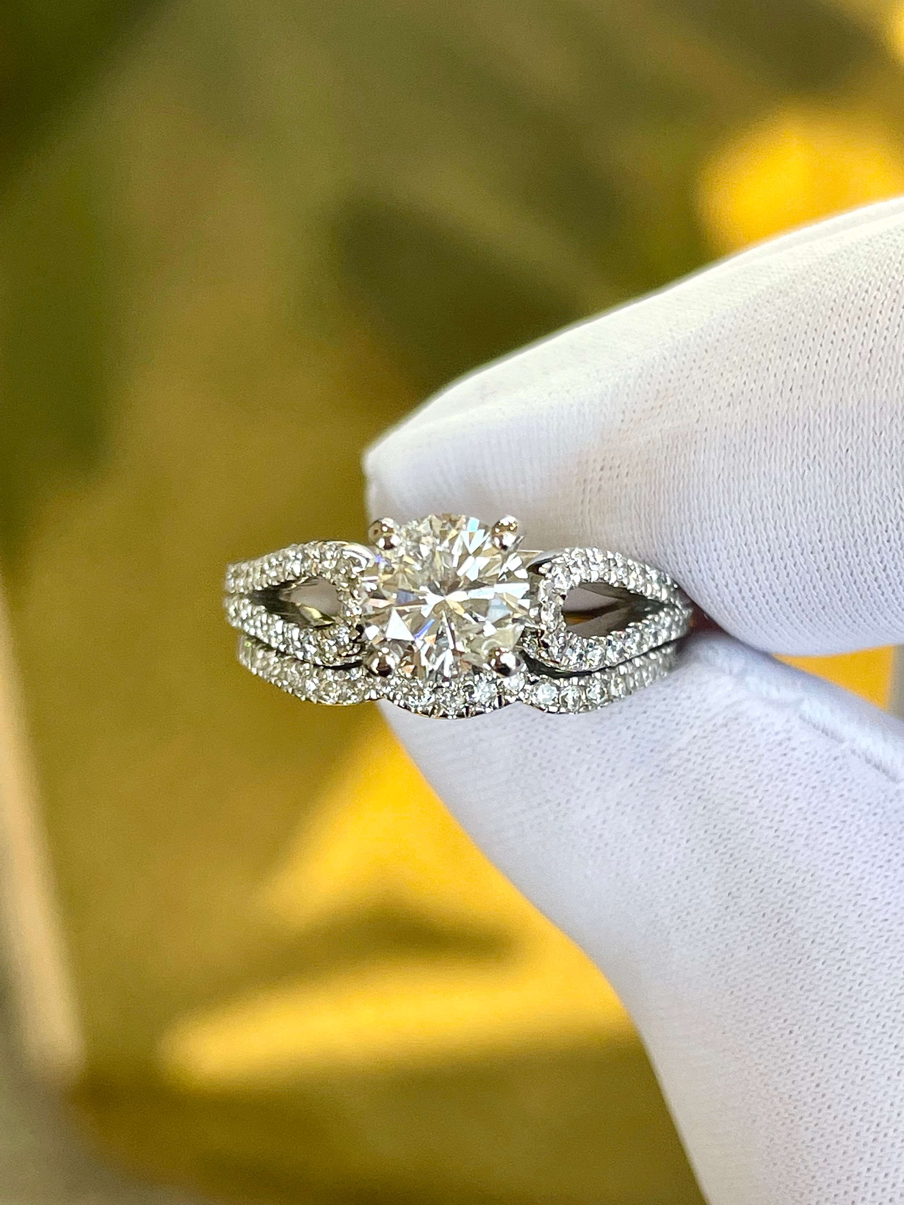 14K DIAMOND ENGAGEMENT RING AND WEDDING BAND