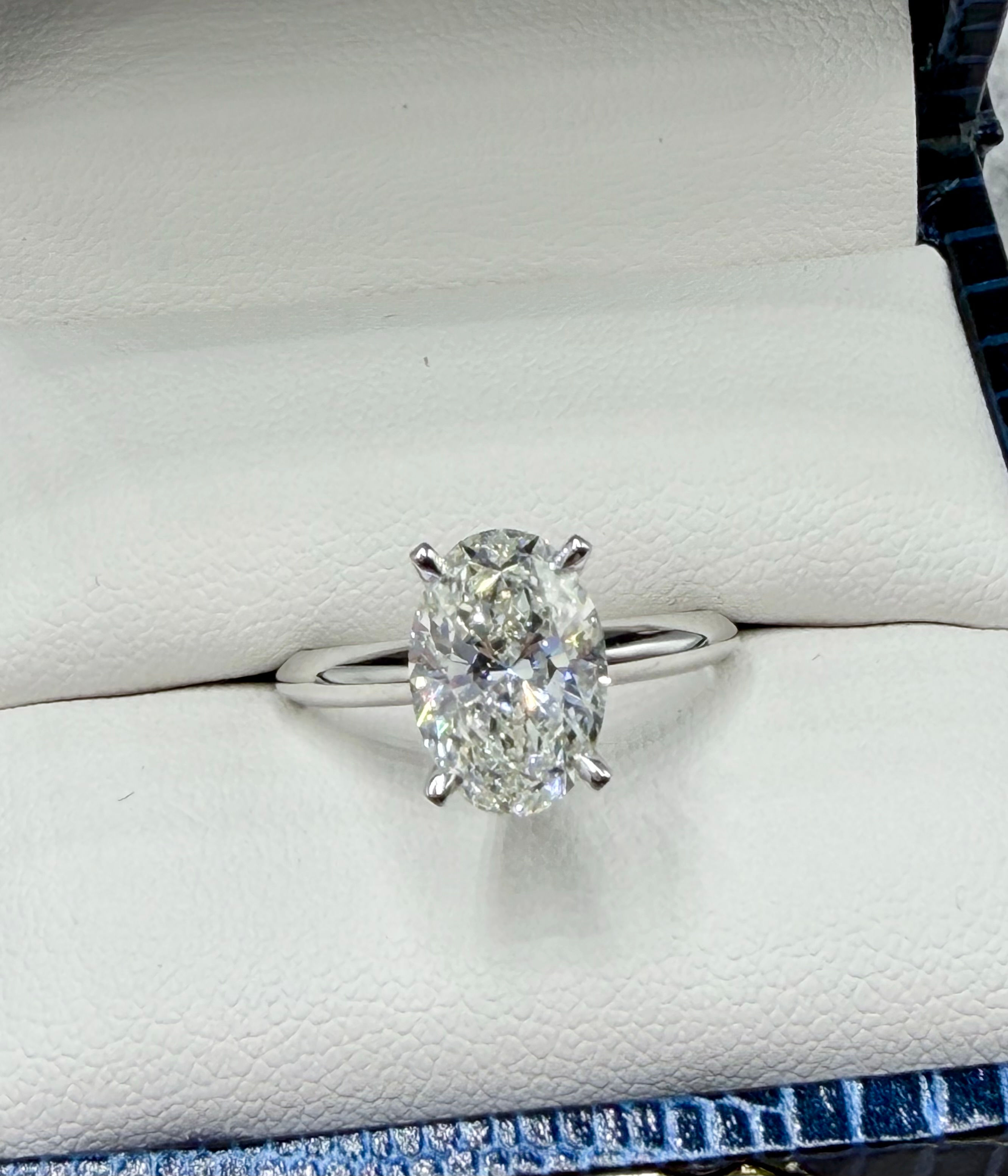 14K Custom Made Oval Ring / 2.02ct  / F / VS2