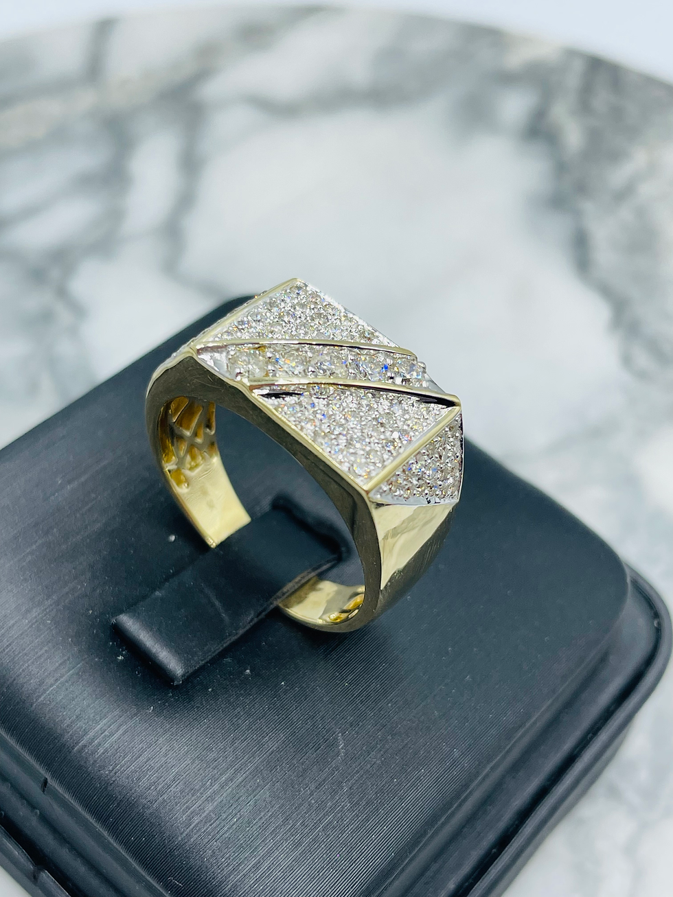 Thumbnail: 10K YELLOW GOLD AND DIAMOND MENS RING