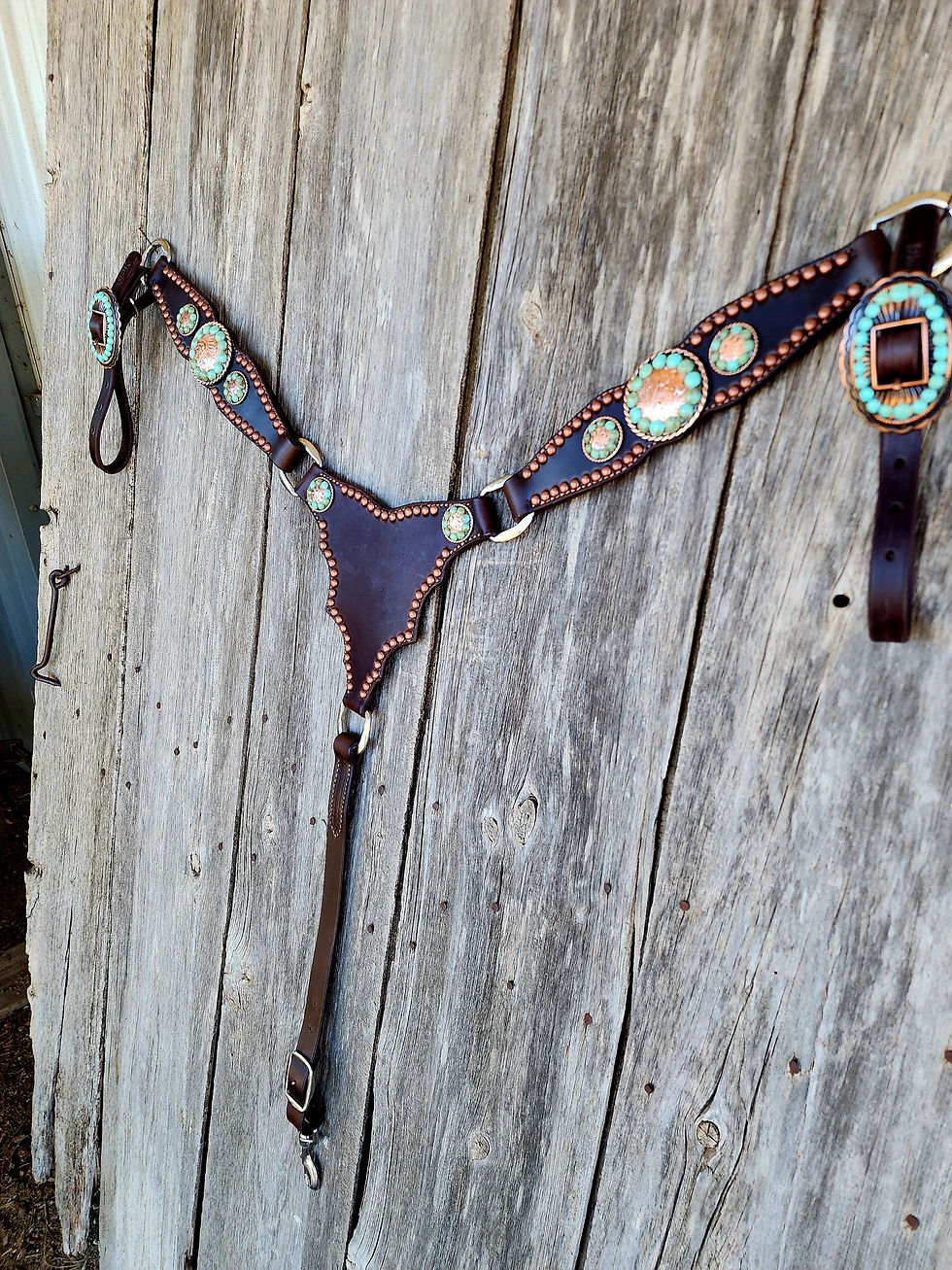 Thumbnail: Big turquoise conchos breastcollar 