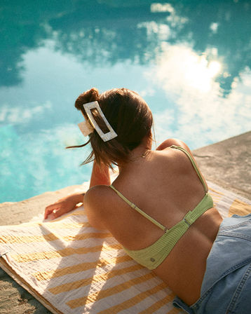 Campbell River Branding Photography: "Professional branding photography in Campbell River, Vancouver Island, showcasing businesses with creative, high-quality images in local settings."
Comox Valley Business Branding Photographer: "Comox Valley branding photography services for businesses and entrepreneurs, capturing authentic, engaging visuals."
Alberni Valley Branding and Headshot Photography: "Branding portrait and product photography in Alberni Valley, Vancouver Island, helping businesses stand out with professional, natural portraits."
Nanaimo Branding and Lifestyle Photography: "Lifestyle and branding photography in Nanaimo, Vancouver Island, providing impactful, personalized visuals for businesses in the area."
Photography products, Campbell River professional photography, Comox Valley professional business photographer, Vancouver Island branding photographer, Vancouver Island portrait and product photography