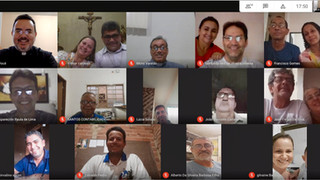 BISPO ENCONTRA CANDIDATOS AO DIACONATO PERMANENTE