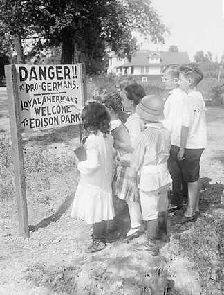 1917antigermansignchicago.jpg