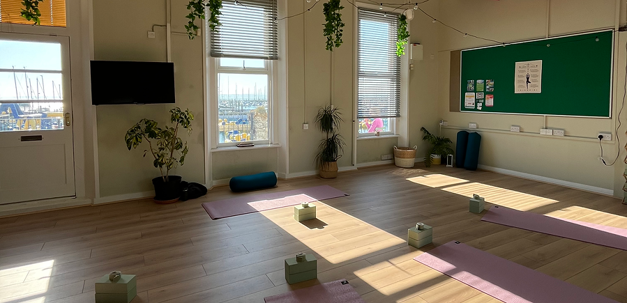 SunlitYogaStudio_1577.HEIC