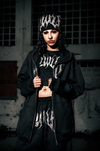 Low Life | Loja Oficial