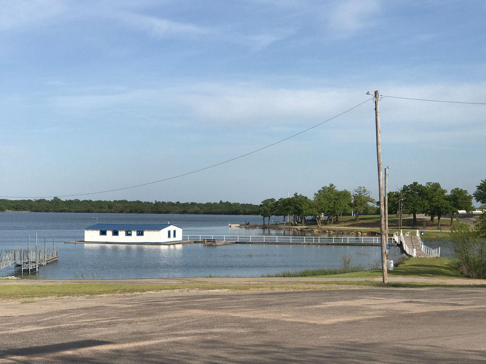 Summer Lake Fun At Clear Creek Lake OKLAHOMA