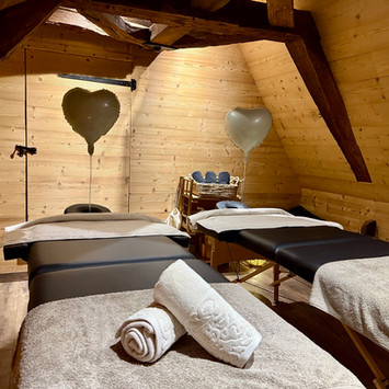 Offrez-vous les coeurs gonflés dans cette univers de détente et de relaxation durant votre séjour au Petit Refuge.