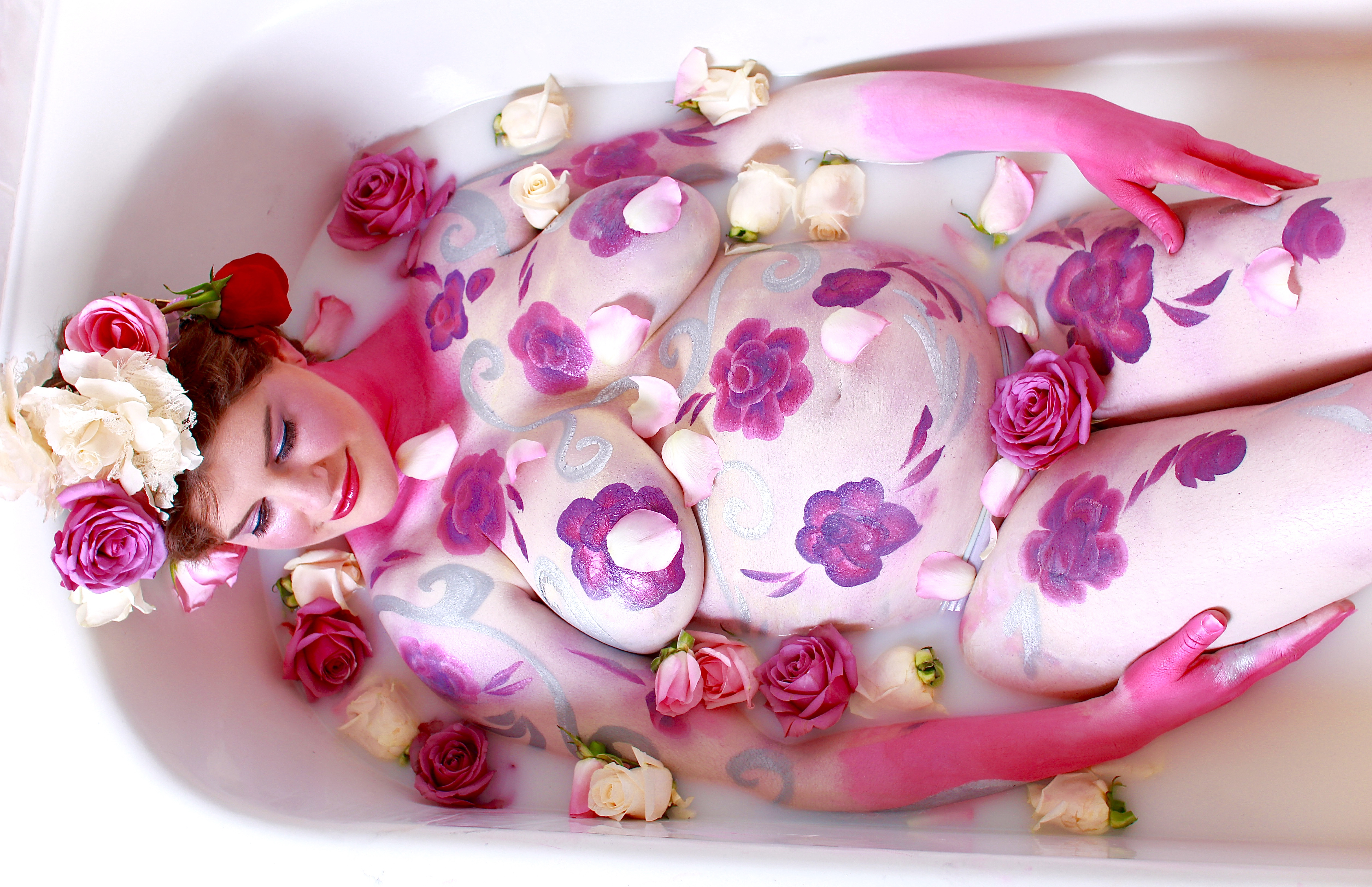 Luxury Milk Bath with Paint & Roses