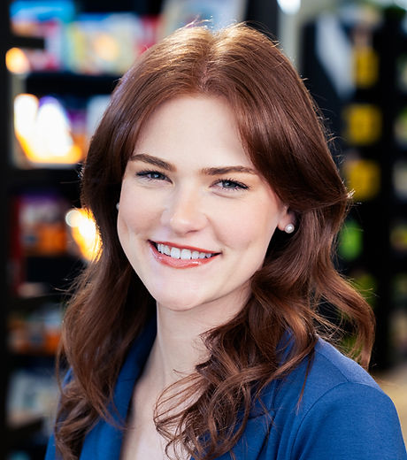 Christa Headshot (2)_edited.jpg