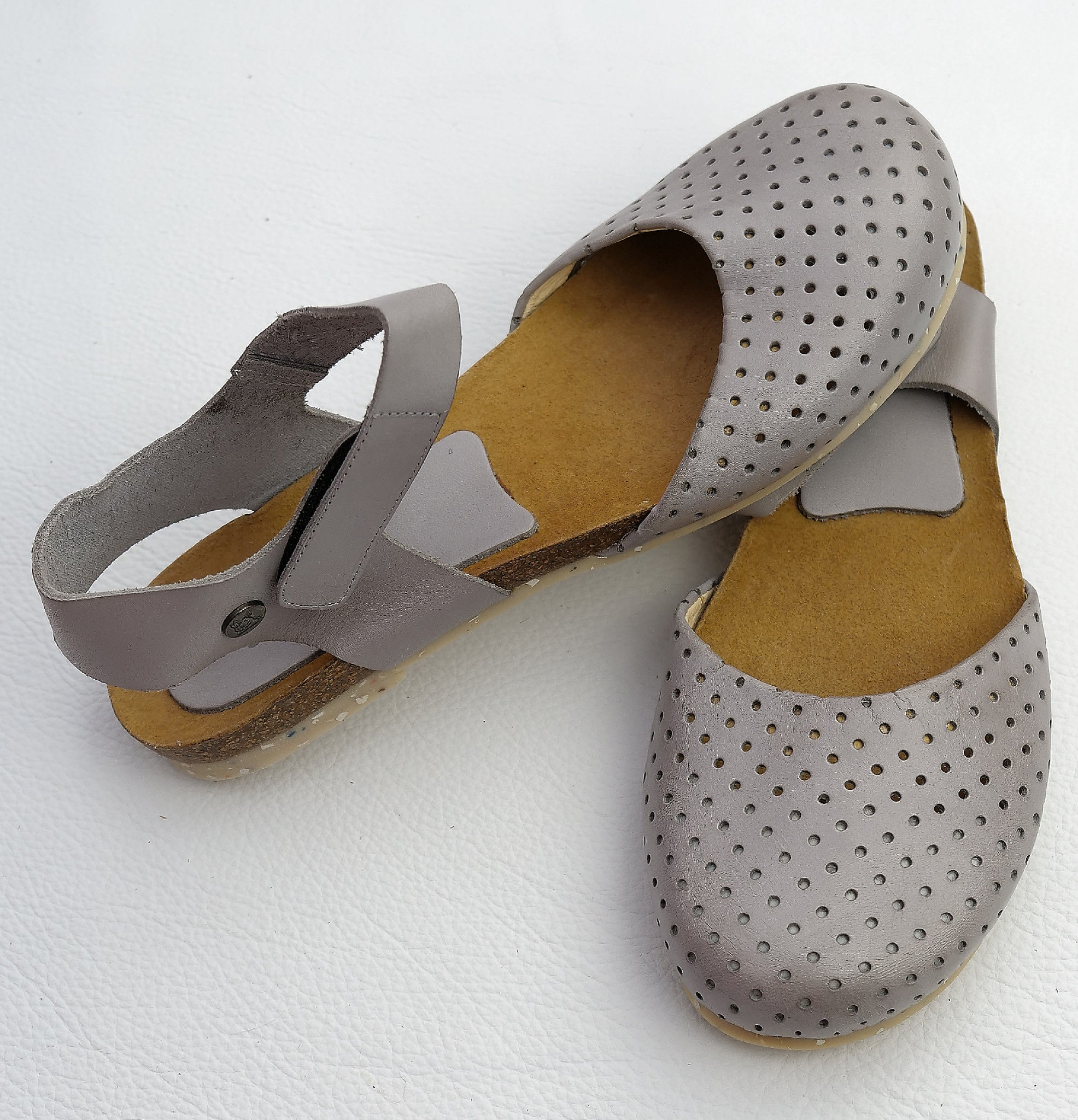 Jonny's Damenschuh "Gabriele"