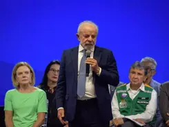 'Não somos mais países colonizados', afirma Lula na Celac