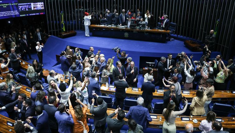 Brasília-DF - 14/10/2026 - Sessão do Senado que votou o fim da escala 6X1. Foto: Lula Marques/Agência Brasil.