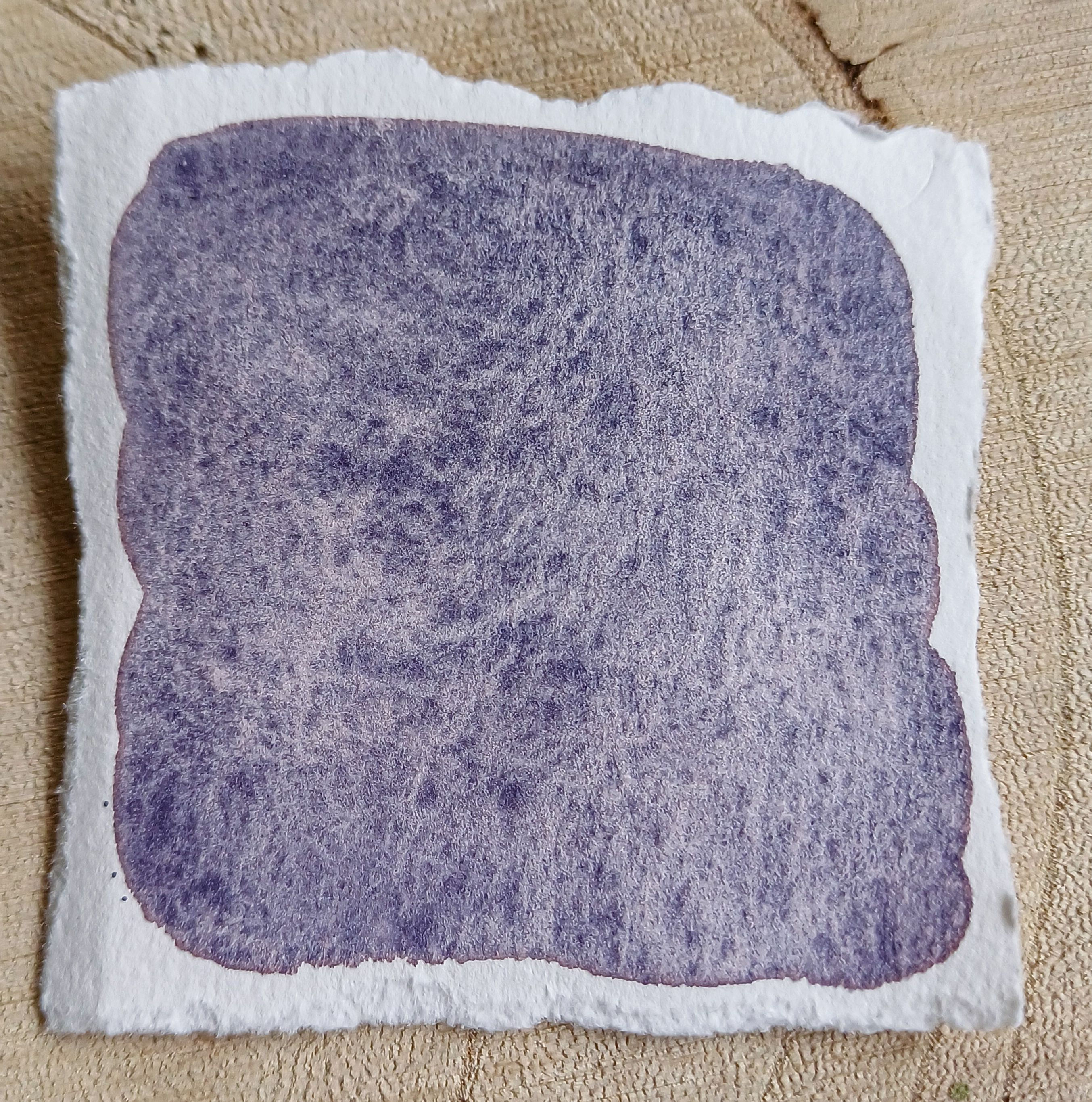 Sandy purple- blauviolette handgemachte Aquarellfarbe, Watercolorpaint