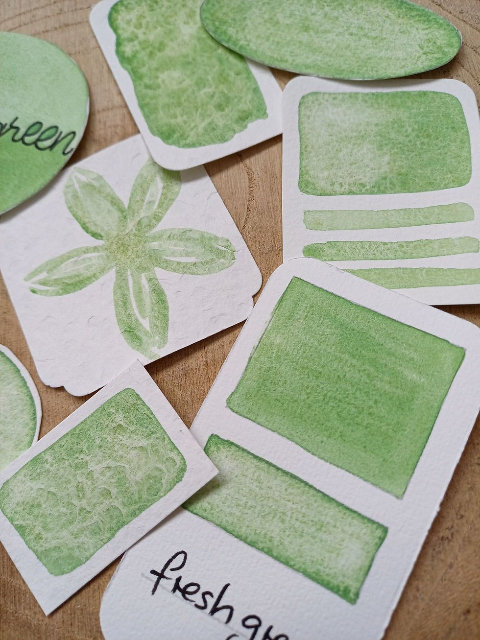 Miniaturbild: Fresh green -Handgemachte grüne Aquarellfarbe, Künstlerbedarf