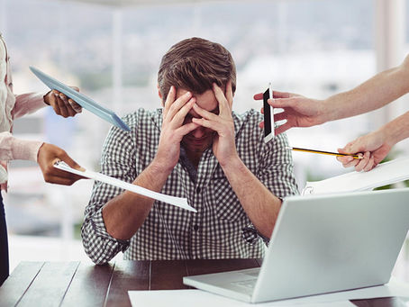 85% dos brasileiros estão passando por alguma fase do Burnout