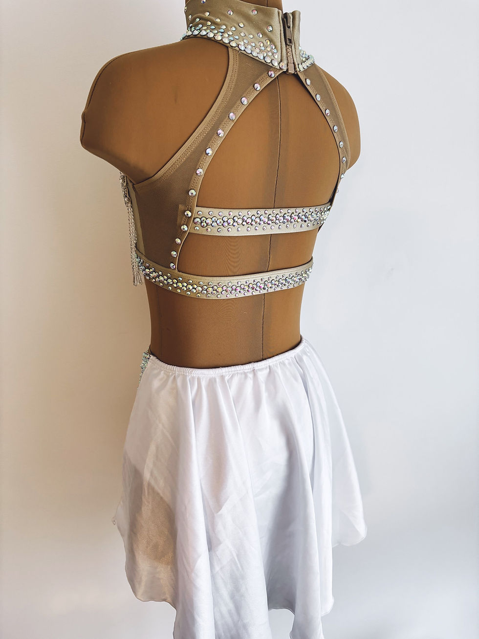 Thumbnail: ELEGANT WHITE LYRICAL