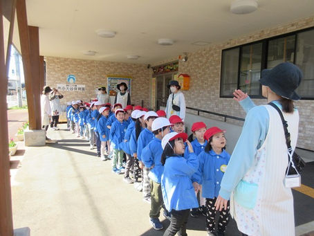 R8年度お花見散歩<4・5歳児>