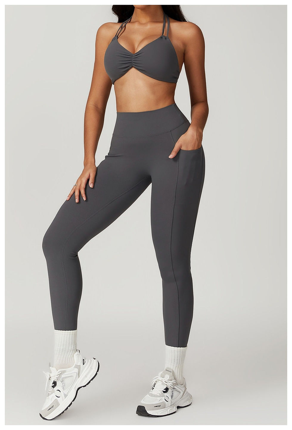 Thumbnail: Gillian Side Pockets Leggings