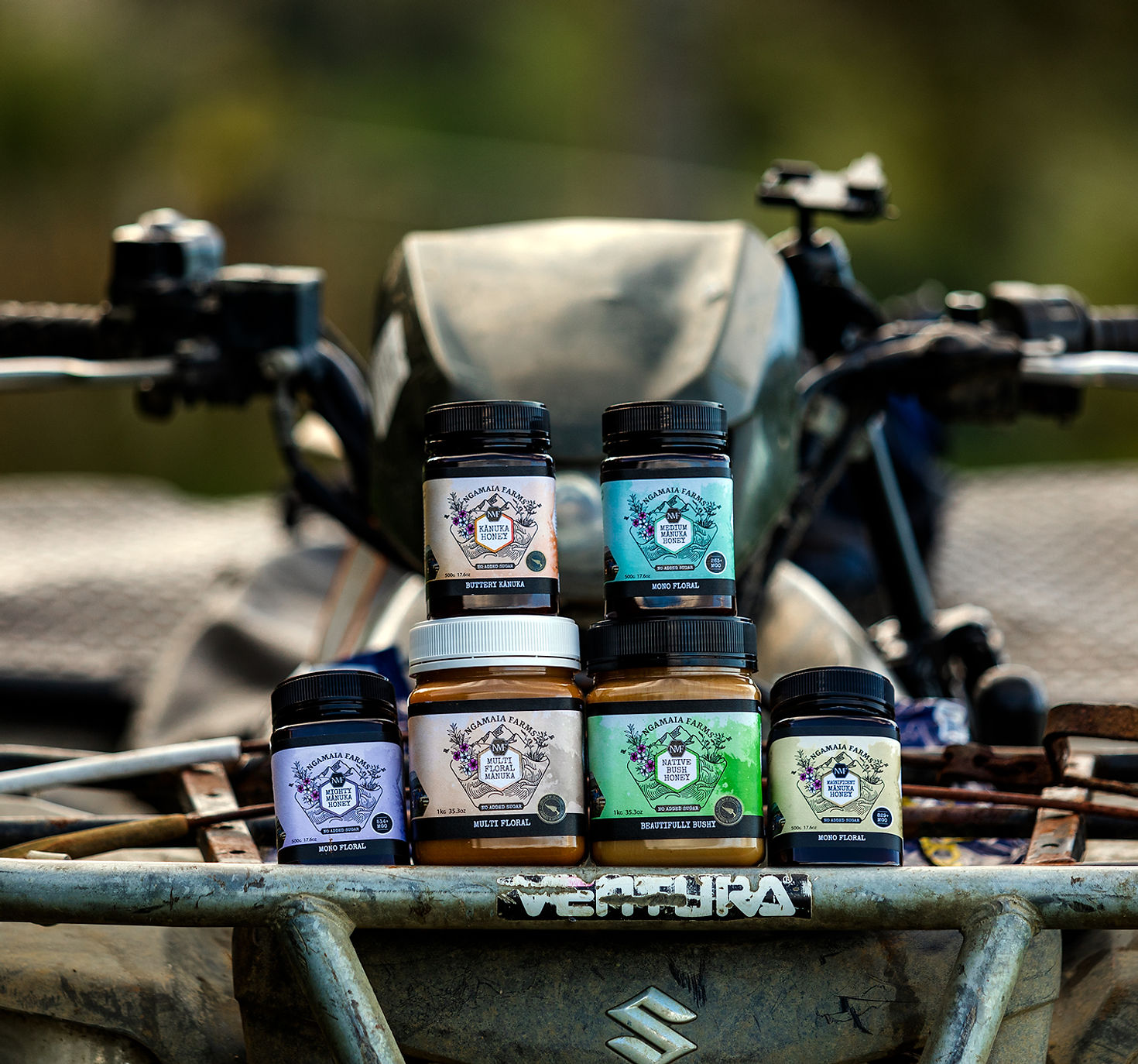 Abstract texture of golden light