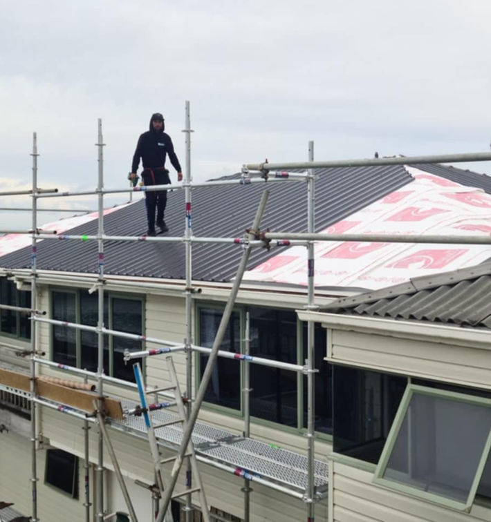 Roofing repairs Far North