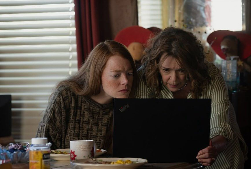 Emma Stone (Left) and Deirdre O'Connell (Right) are underutilised in an otherwise interesting subplot. (image: A24)