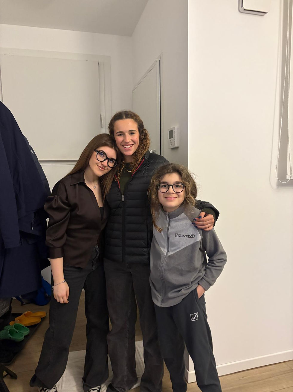 naya amb familia