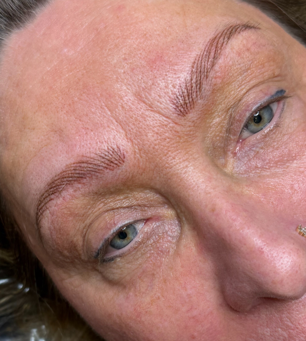 Maquillage permanent des Sourcils à Blainville