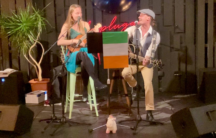 Koncert na svátek svatého Patrika v Burgr's Clubu v Lednici