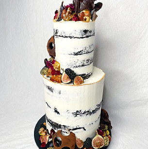Semi-naked 2-tier Chocolate & Fruits