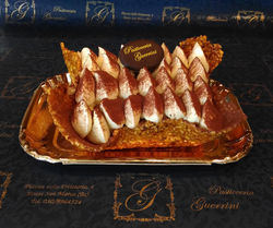 Tiramisù nel croccante