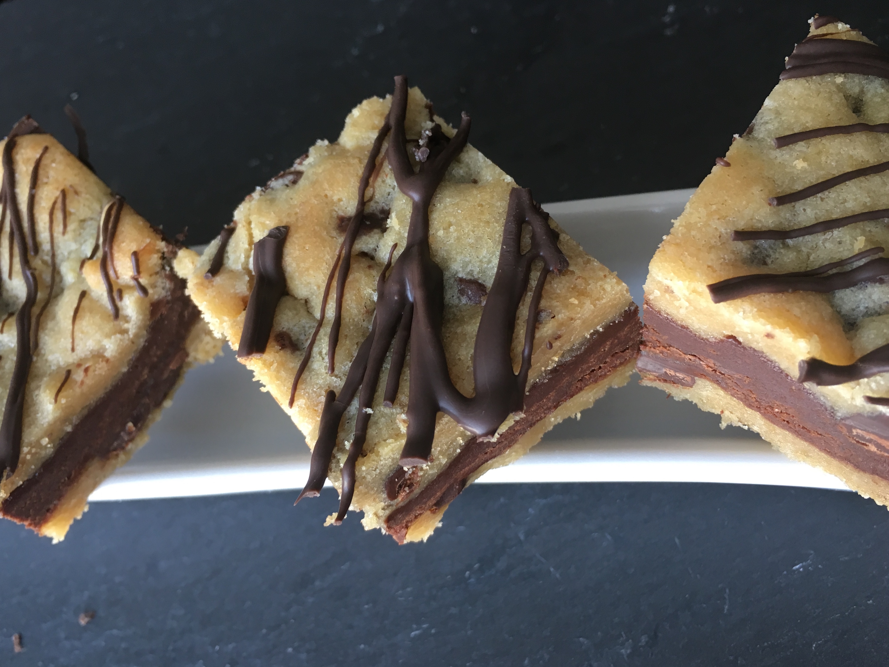 Fudge Filled Chocolate Chip Blondie