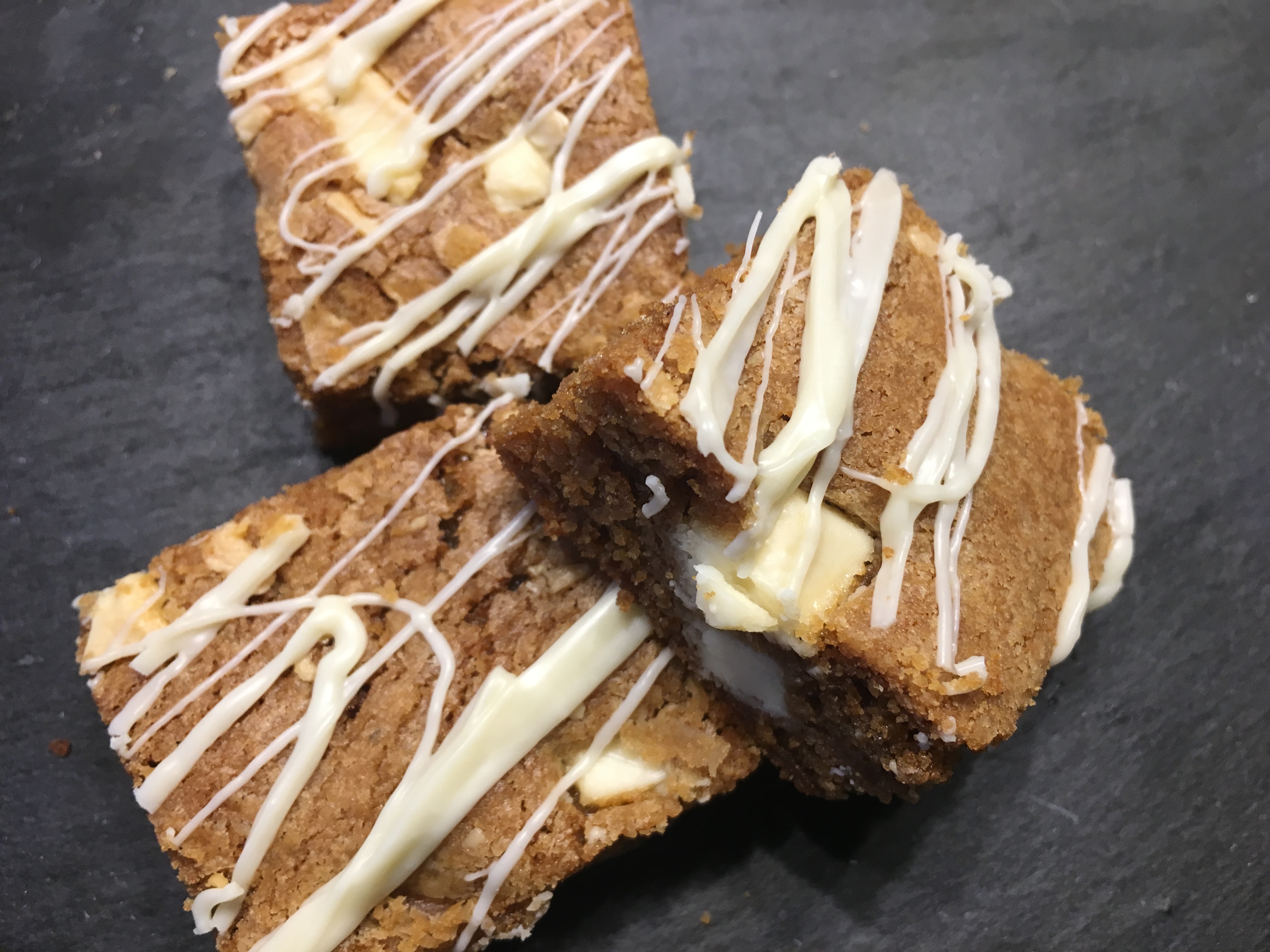White Chocolate Gingerbread Blondies