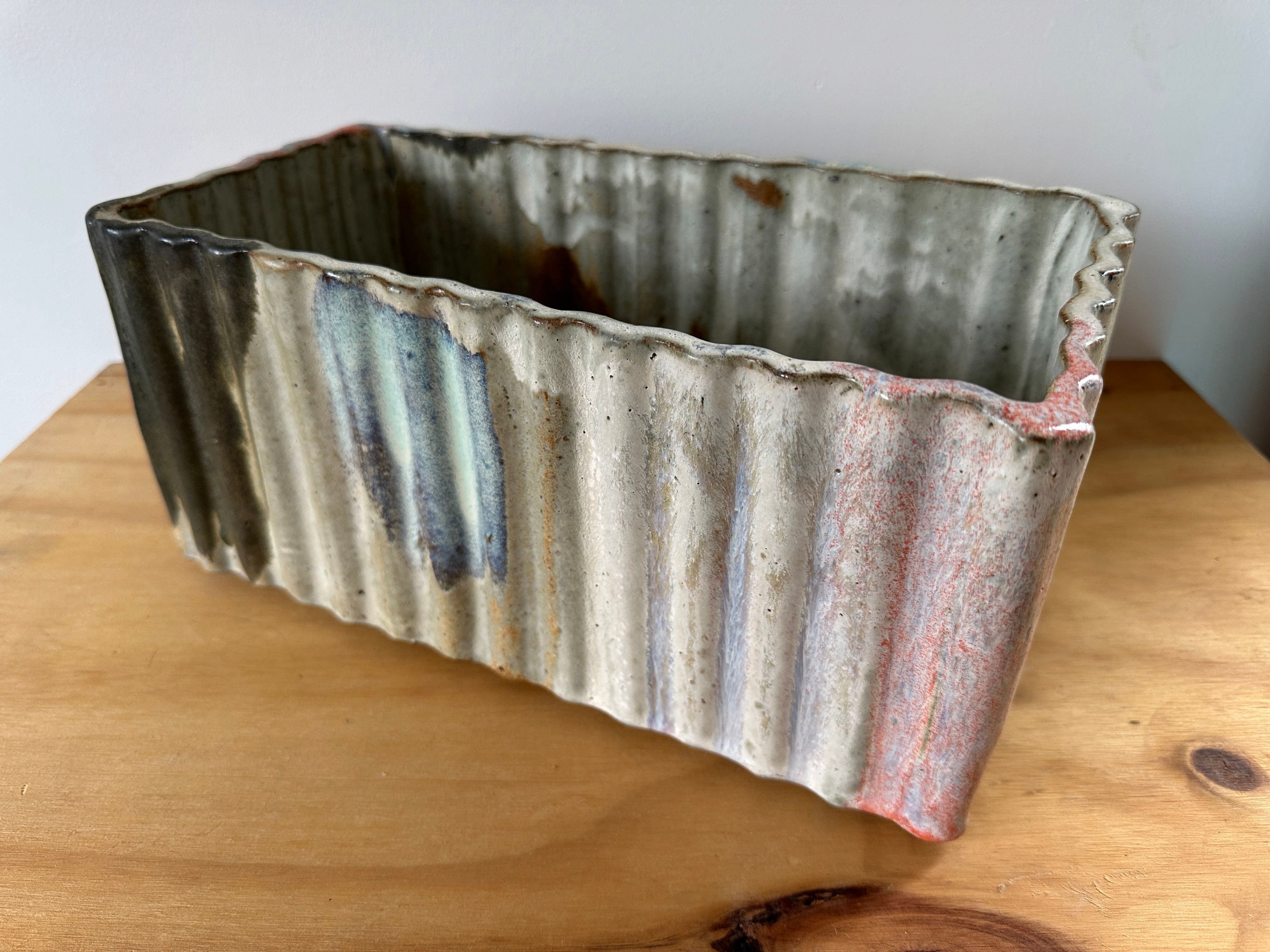 L Rectangular Corregated Planter