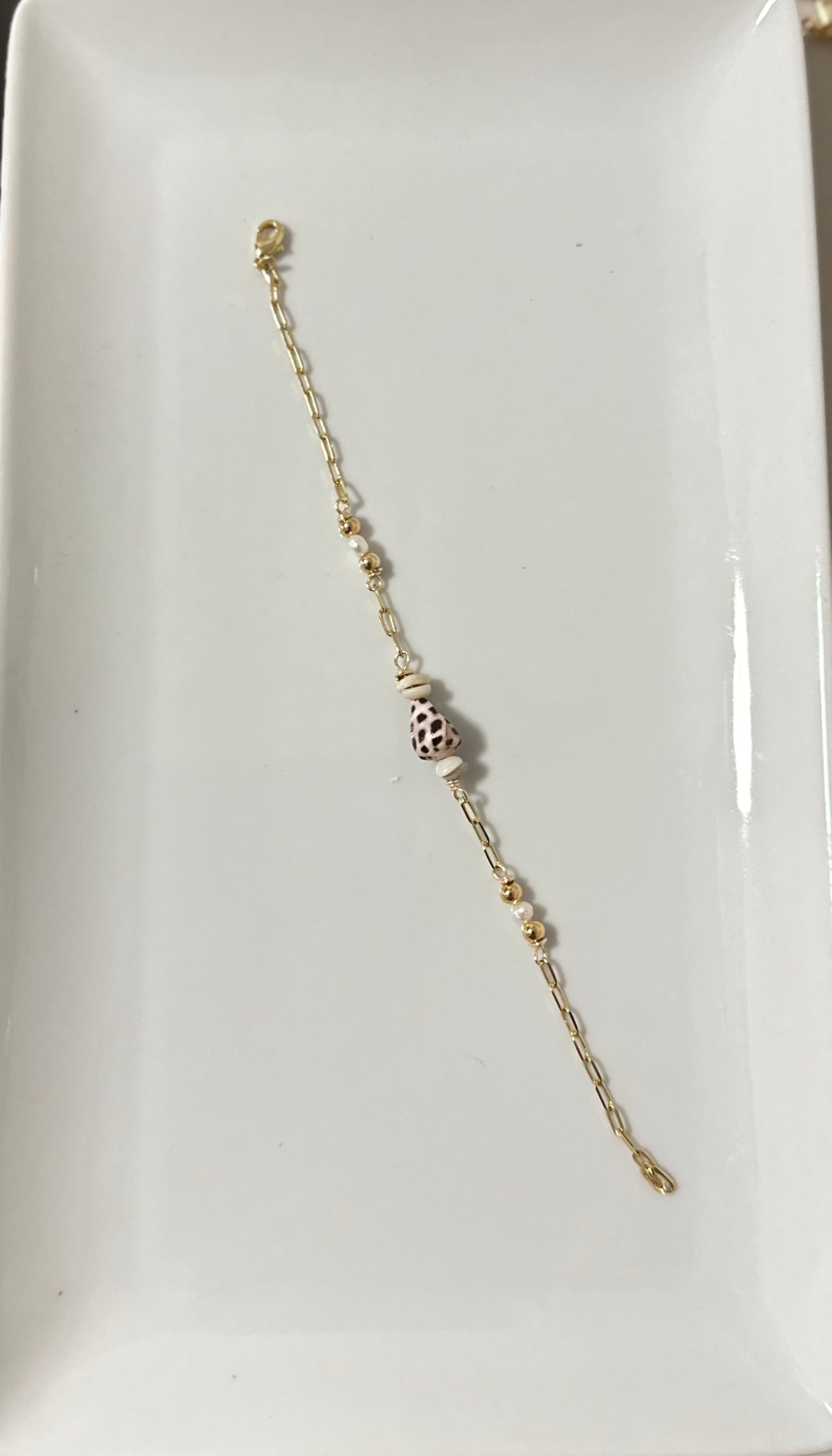 Dainty Cone Shell Bracelet