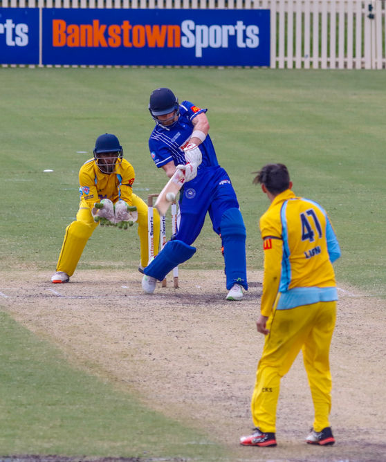 Magpies mauled by British Bulldog.
Macca fires in T20.