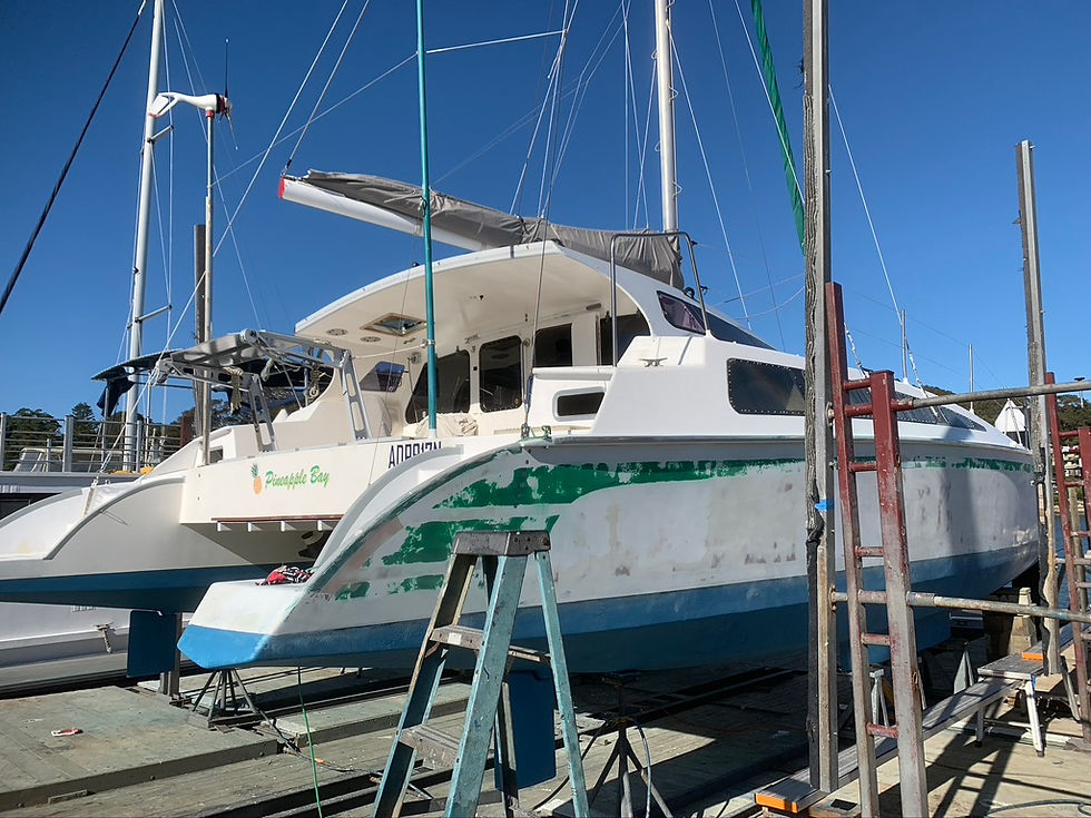 Hull Wrap of 40ft Catamaran in 3M Gloss White