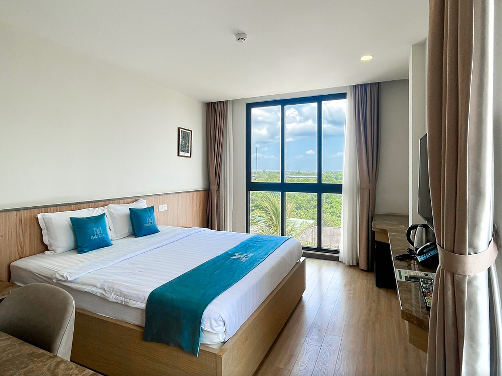 Phòng nghỉ tại Mangrove Hotel với đầy đủ các tiện ích giúp du khách nạp năng lượng cho hành trình tiếp theo