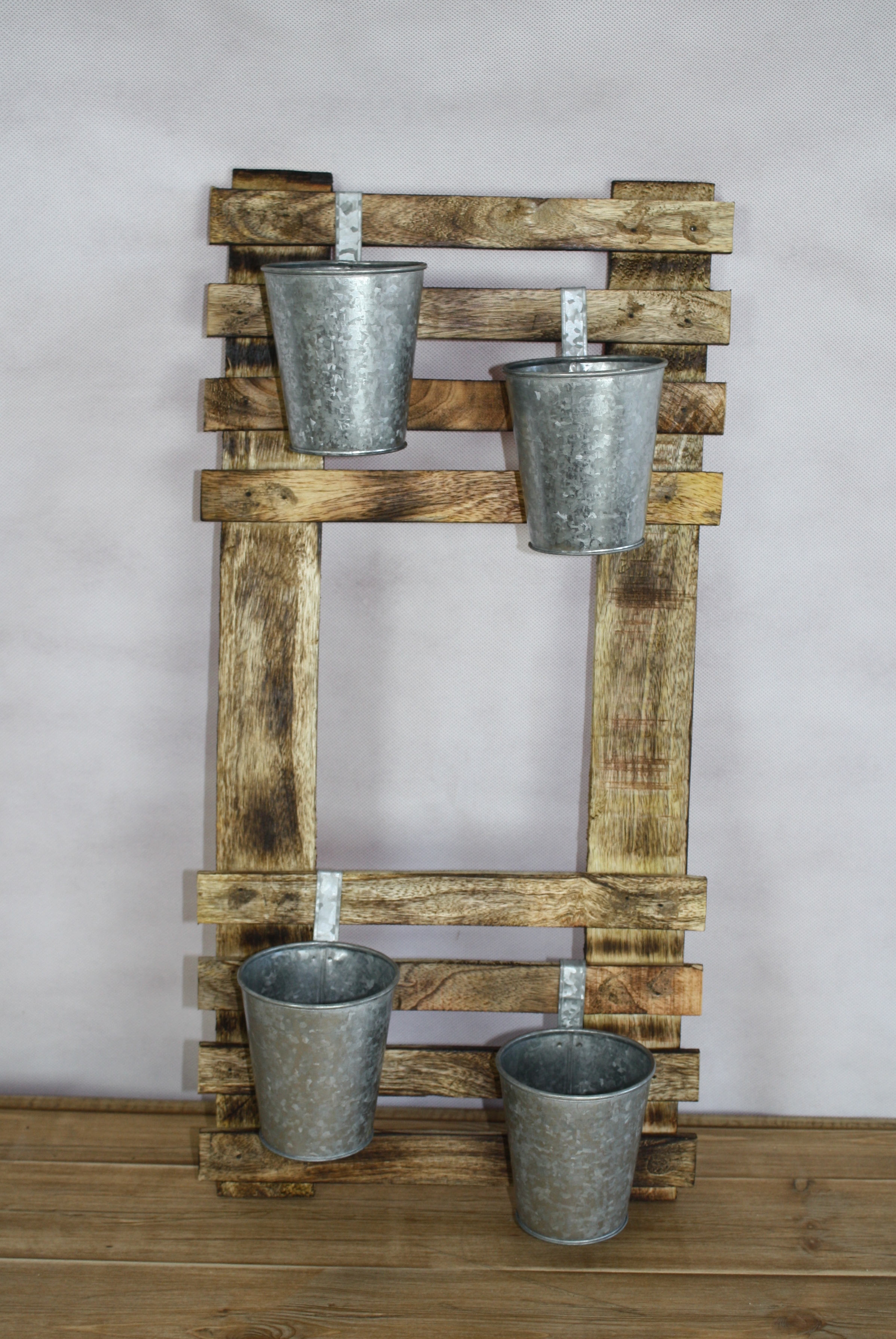 Wood table plan & buckets