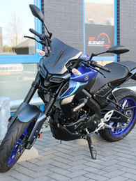 Yamaha MT‑125 2025 Icon Blue zijkantaanzicht in topstaat