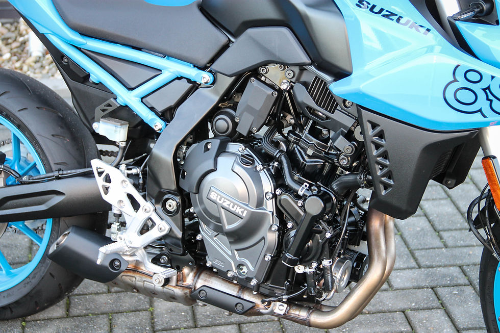 Suzuki GSX-8S occasion – Pearl Cosmic Blue 2023, 3.556 km