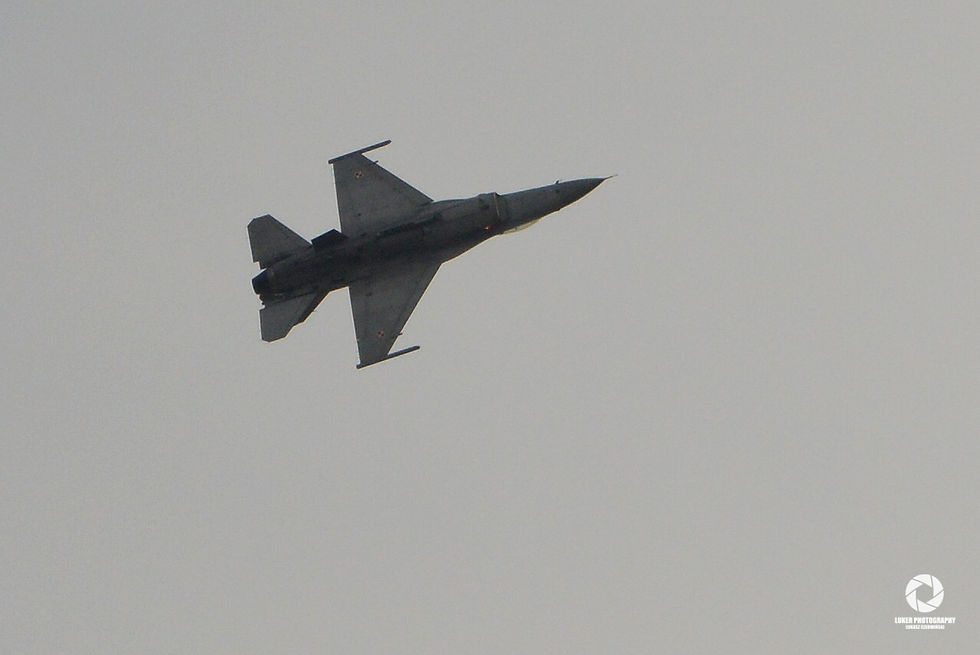 039 (F 16)