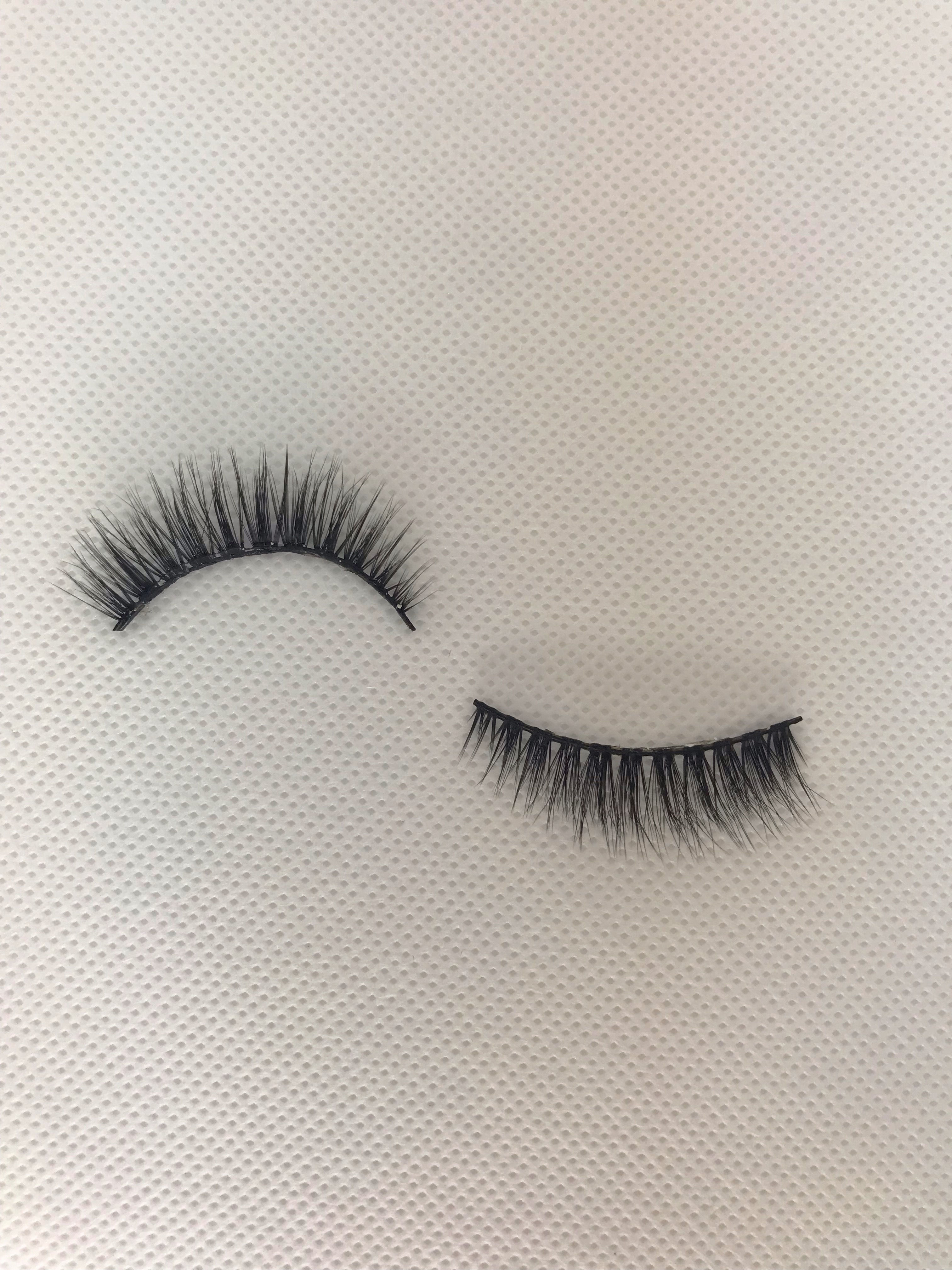 Kenley Strip Lash