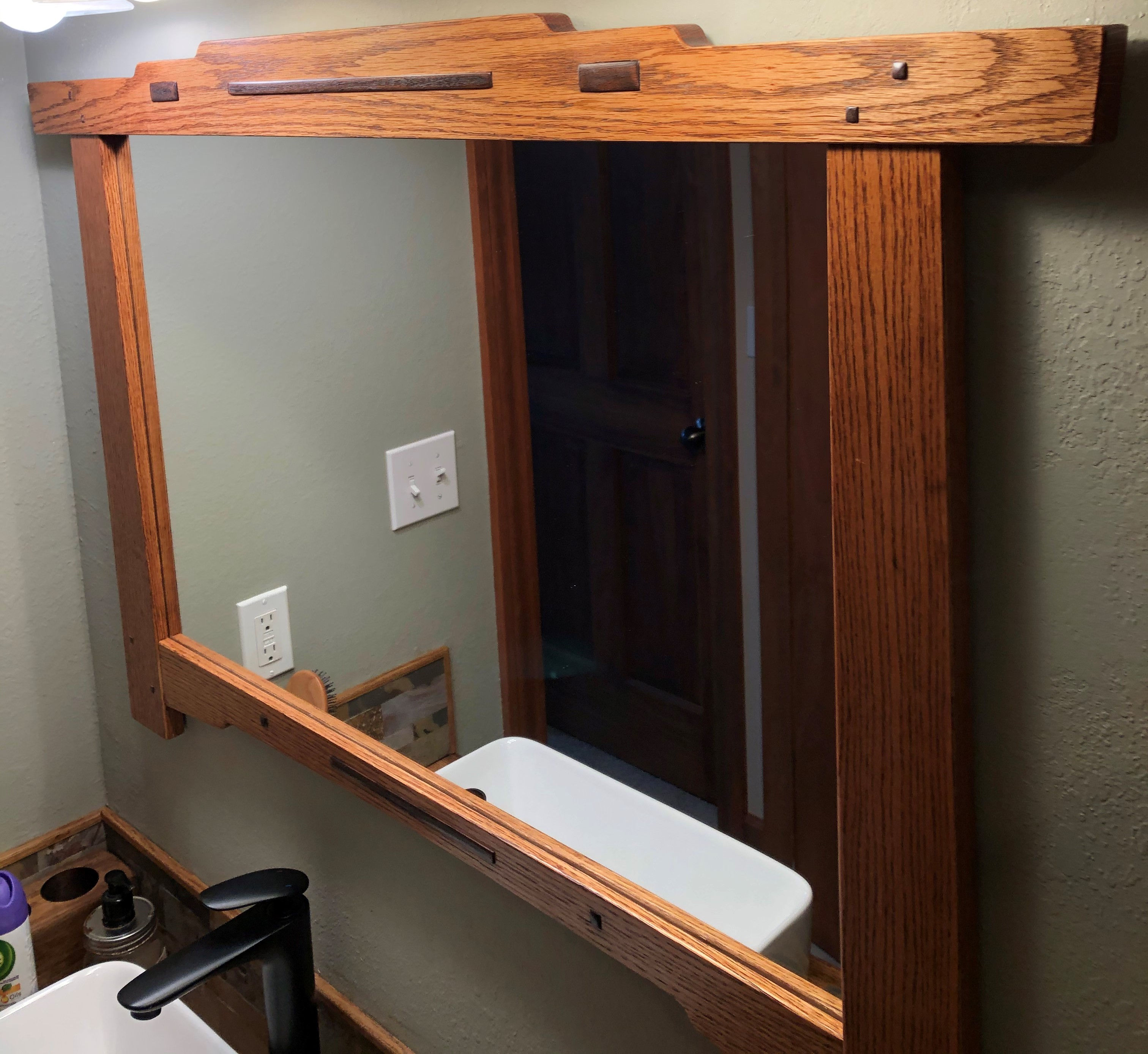 In style of "Green and Green"