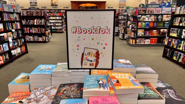 BookTok-1.jpg.webp