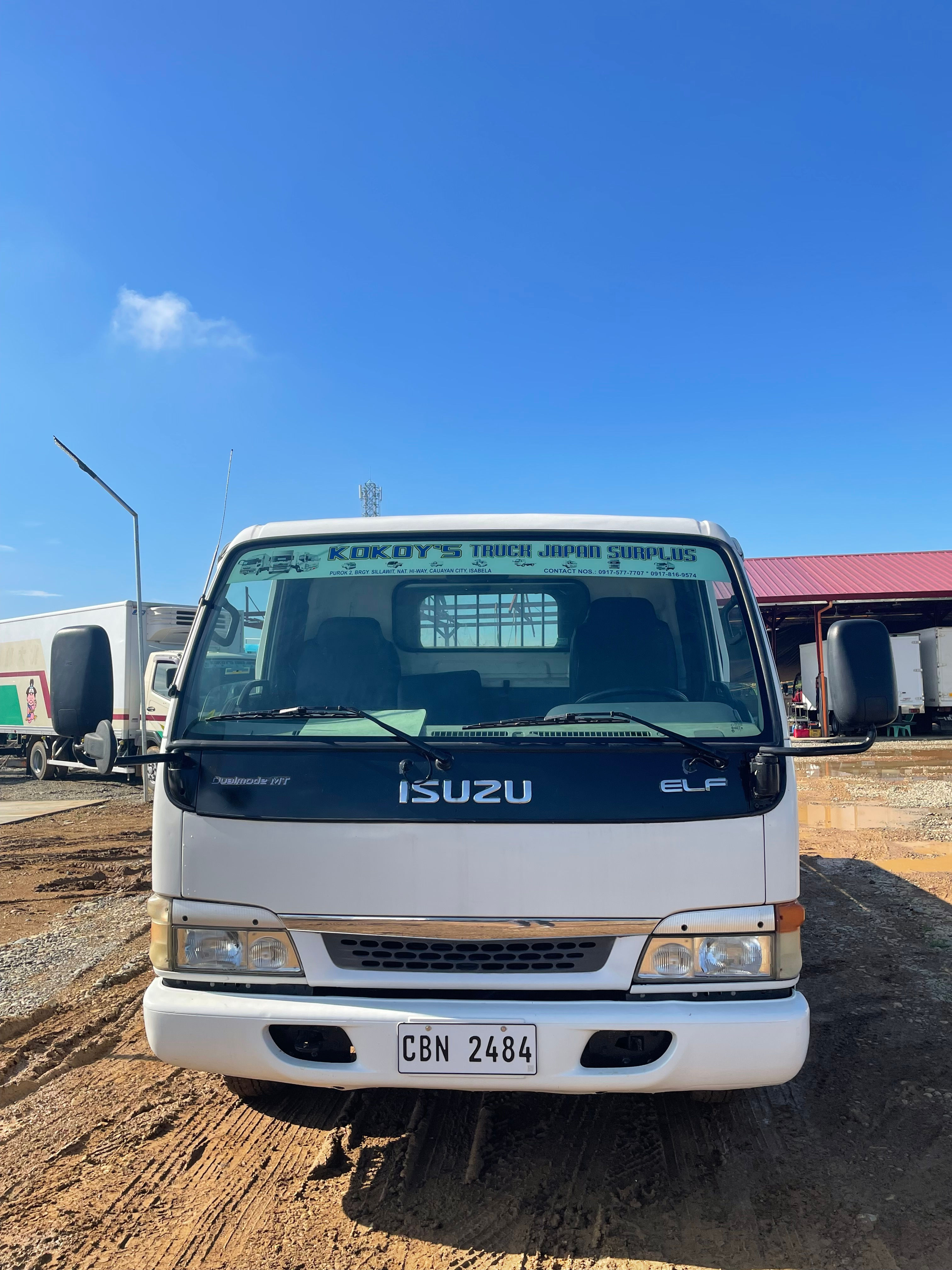 Isuzu Elf Dropside 16ft
