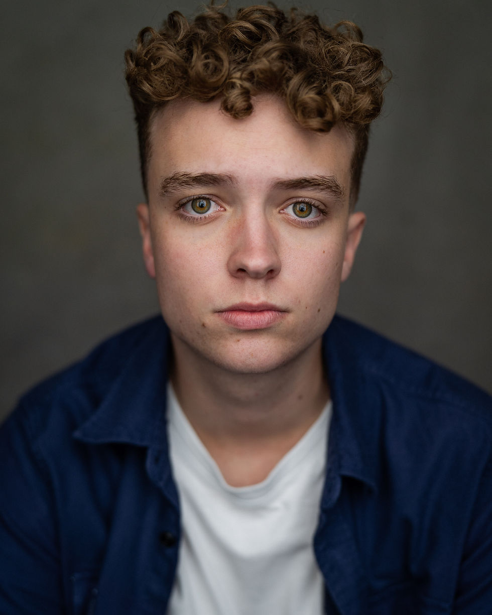 Elliot Fielder Headshot